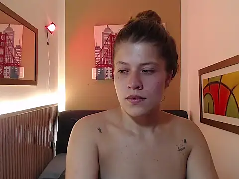 Moonna linnda online show from 24, 3, 2026