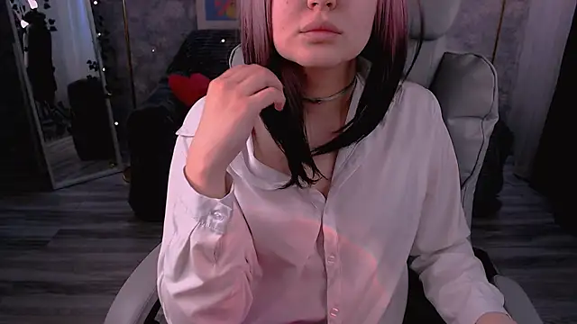 DaisyBloomm online show from 15, 3, 2026