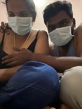 Snapshot of kasicouple69 chatting on 16, 3, 2026 kasicouple69 online show from 16, 3, 2026