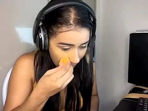 CarolyneSnellings online show from 19, 3, 2026