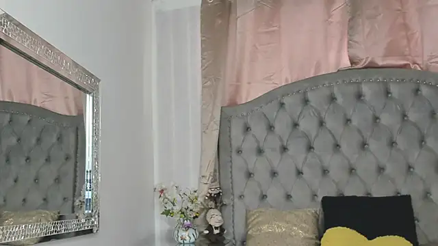 MiaBrooker online show from 24, 3, 2026