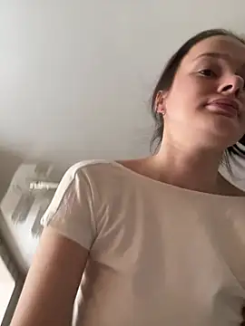 Snapshot of AuraaNova chatting on 15, 3, 2026 AuraaNova online show from 15, 3, 2026