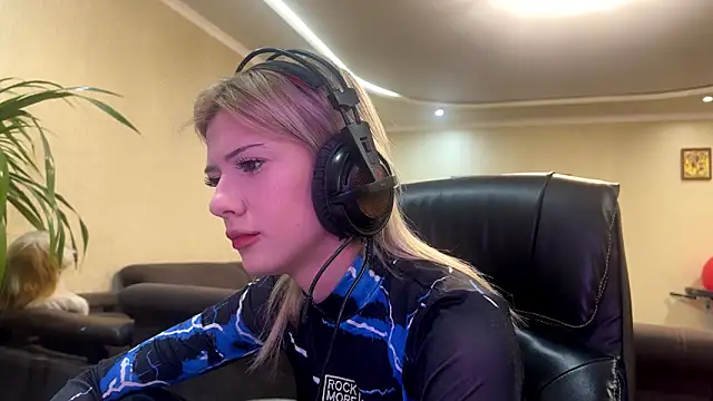 annie1handsome online show from 18, 3, 2026