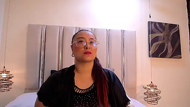 KiaraVelvett  online show from 21, 3, 2026