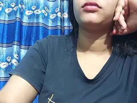 Emma 4433 online show from 16, 3, 2026