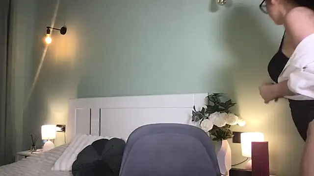 DianaaLight online show from 12, 6, 2026