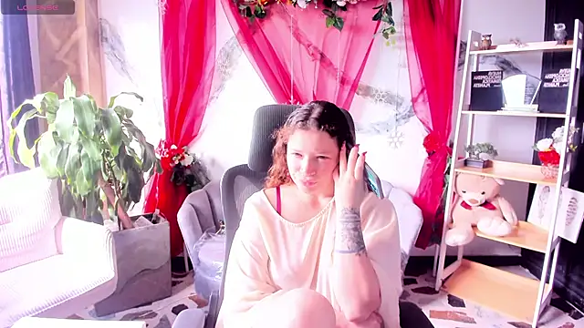AphroditeSweett online show from 16, 6, 2026