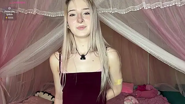 OnlyEva1 online show from 4, 5, 2026