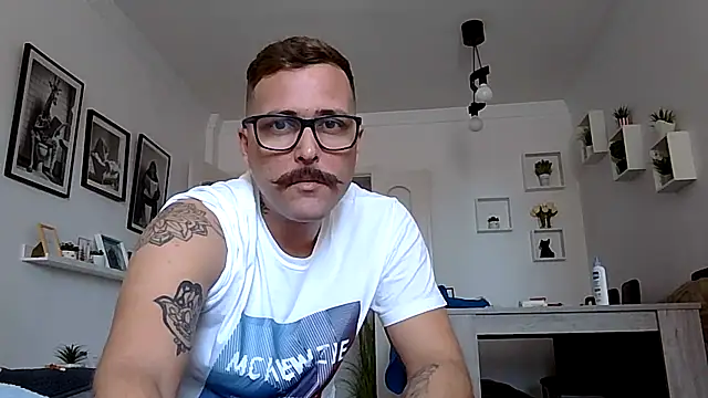 Snapshot of yanick931 chatting on 30, 4, 2026 yanick931 online show from 30, 4, 2026