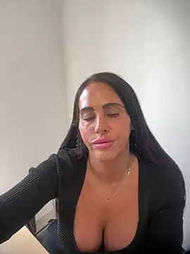 Snapshot of spiceyminx1234 chatting on 20, 6, 2026 spiceyminx1234 online show from 20, 6, 2026
