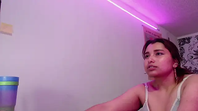 Snapshot of lava_girl3 chatting on 18, 3, 2026 lava girl3 online show from 18, 3, 2026