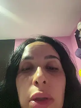 leila moretti online show from 28, 4, 2026