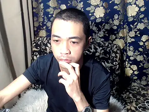 Snapshot of _taeyong chatting on 12, 3, 2026 taeyong online show from 12, 3, 2026