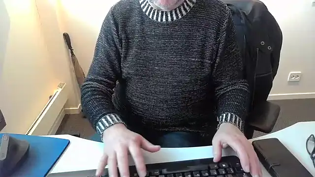 Snapshot of Buggemann chatting on 16, 3, 2026 Buggemann online show from 16, 3, 2026