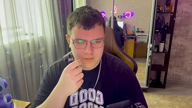 EricKnight1 online show from 21, 3, 2026