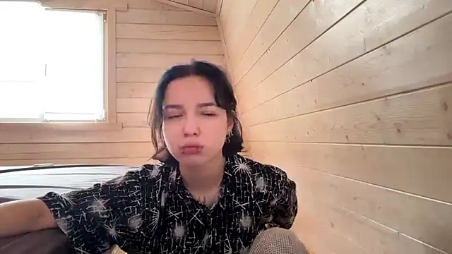 KateMiragee online show from 23, 3, 2026