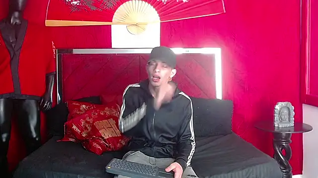 Naughty Couple13 online show from 14, 3, 2026