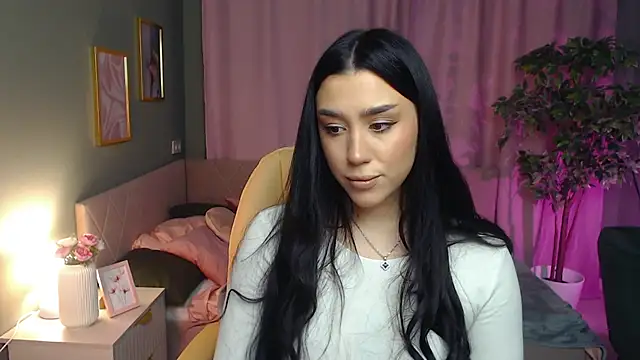 Winonna Ryder online show from 18, 3, 2026