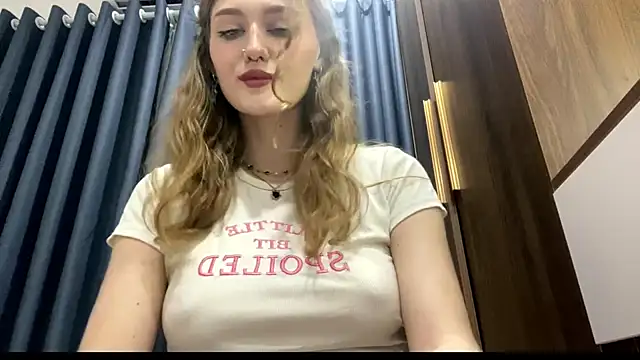 Snapshot of JanesSpace chatting on 16, 3, 2026 JanesSpace online show from 16, 3, 2026