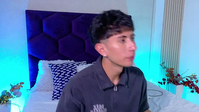 Snapshot of AndyJustgame_ chatting on 14, 7, 2026 AndyJustgame online show from 14, 7, 2026