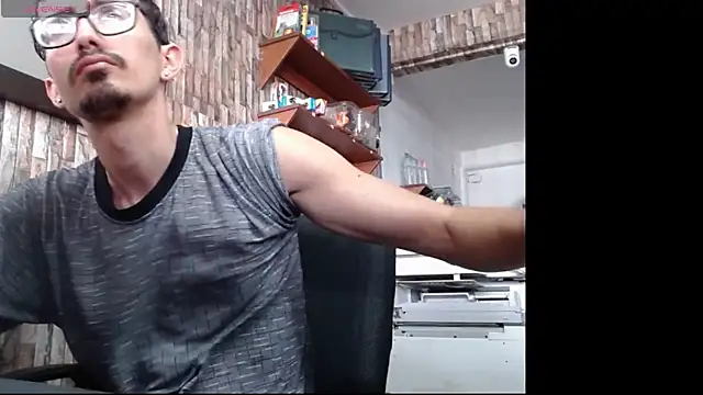 Snapshot of jhosuamoore chatting on 11, 3, 2026 jhosuamoore online show from 11, 3, 2026