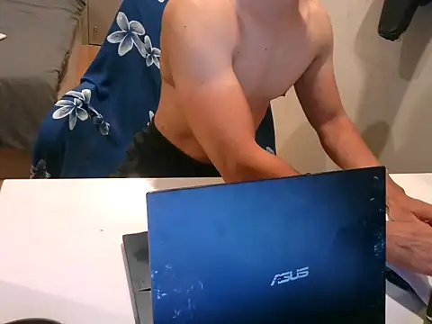 Snapshot of ZhangQing95 chatting on 22, 3, 2026 ZhangQing95 online show from 22, 3, 2026