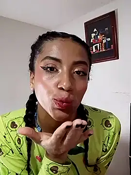 Snapshot of KattyBerryX chatting on 18, 3, 2026 KattyBerryX online show from 18, 3, 2026