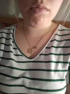 kitsuneniki online show from 13, 3, 2026