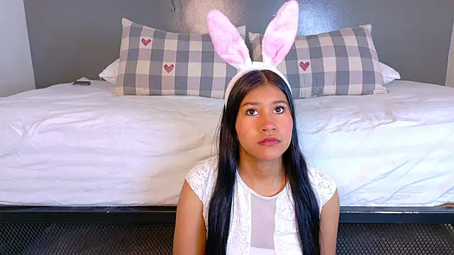 TaniaTaylor   online show from 14, 3, 2026