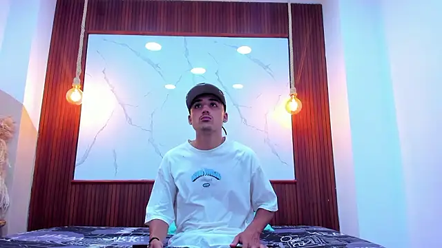 Hadrian Torres online show from 16, 3, 2026