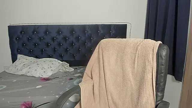 Josy 11 online show from 5, 5, 2026
