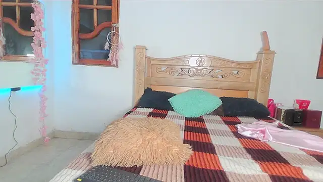 Snapshot of issi_belle__ chatting on 16, 3, 2026 issi belle online show from 16, 3, 2026