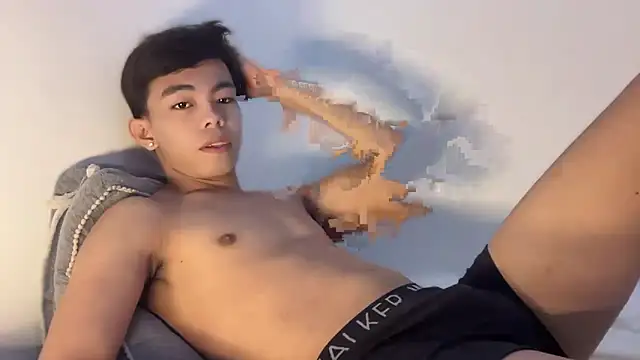 Snapshot of hottasianboy chatting on 15, 3, 2026 hottasianboy online show from 15, 3, 2026