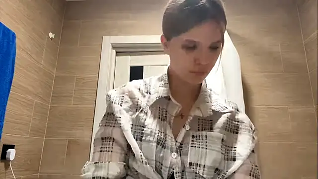 Snapshot of OlaTaulbee chatting on 22, 3, 2026 OlaTaulbee online show from 22, 3, 2026