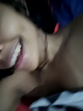 Snapshot of marialuiza2027 chatting on 15, 3, 2026 marialuiza2027 online show from 15, 3, 2026