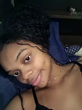 Snapshot of marialuiza2027 chatting on 27, 3, 2026 marialuiza2027 online show from 27, 3, 2026