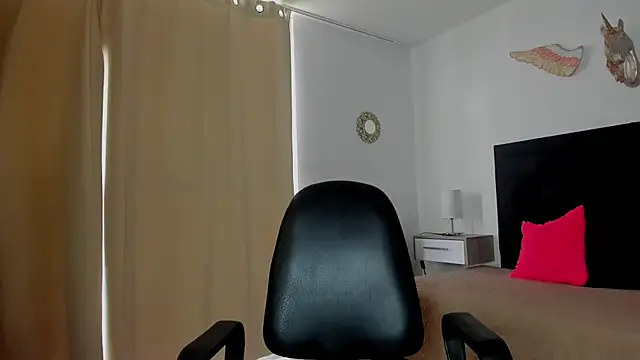 Kandy 69  online show from 16, 3, 2026