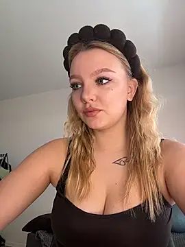 bettyloveu online show from 18, 3, 2026