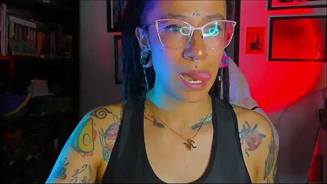 Lucia Ilich9 online show from 7, 4, 2026