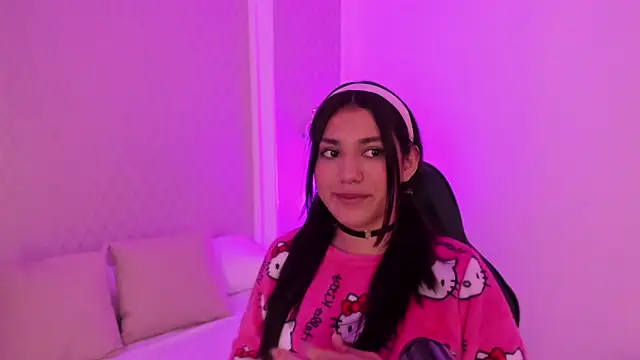 cristin collins online show from 10, 4, 2026