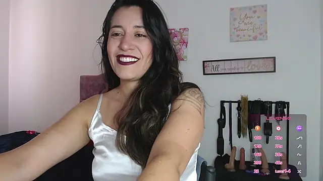 Snapshot of violeta_scott chatting on 7, 8, 2026 violeta scott online show from 7, 8, 2026