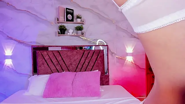 sofi naughty   online show from 24, 3, 2026