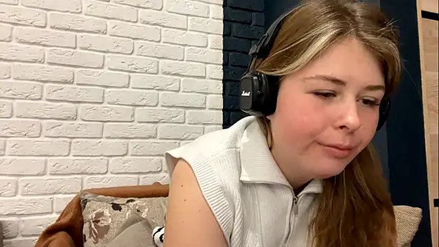 Snapshot of RanaeBryant chatting on 20, 3, 2026 RanaeBryant online show from 20, 3, 2026