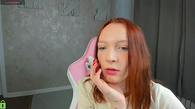 Naomiya-Lee online show from 19, 3, 2026