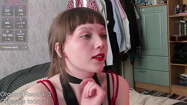 Snapshot of RileyNymph chatting on 19, 3, 2026 RileyNymph online show from 19, 3, 2026