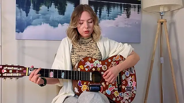 Snapshot of DottyTaliaferro chatting on 18, 3, 2026 DottyTaliaferro online show from 18, 3, 2026