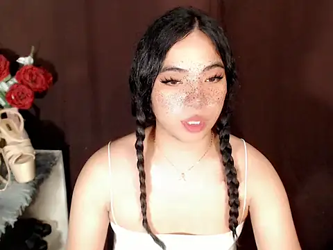Snapshot of xLinda_Walkerx chatting on 10, 6, 2026 xLinda Walkerx online show from 10, 6, 2026