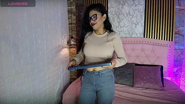 AishaCambell  online show from 1, 5, 2026