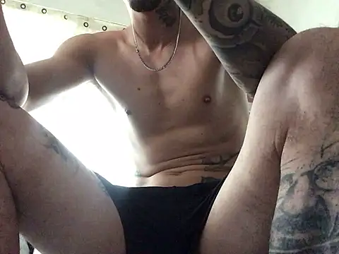 Snapshot of luckydick333 chatting on 2, 4, 2026 luckydick333 online show from 2, 4, 2026