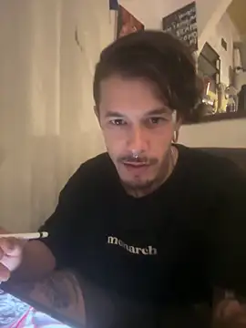 Snapshot of luckydick333 chatting on 4, 4, 2026 luckydick333 online show from 4, 4, 2026